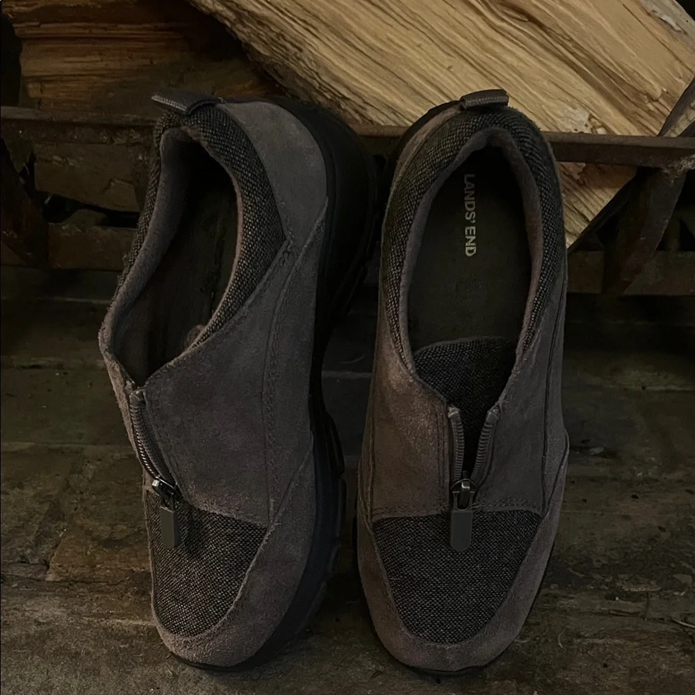 Lands' End Women's Gray and Black Loafers